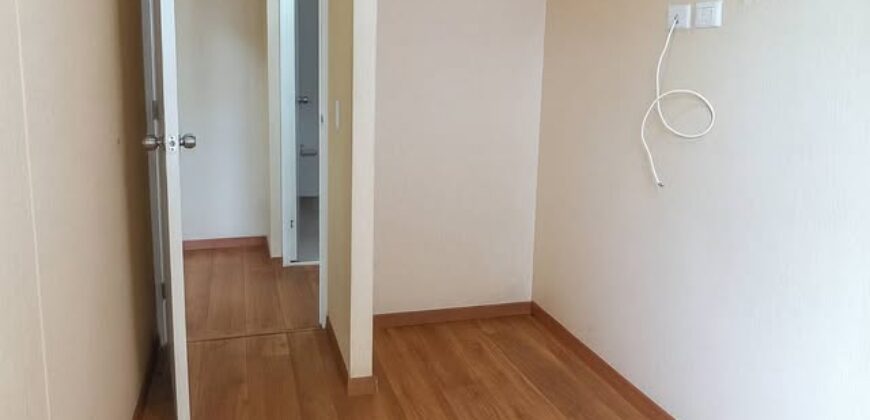 SE ALQUILA DEPA EN SURQUILLO CON COCHERA INCLUIDA